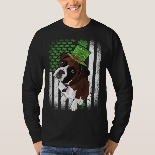 Lucky Boxer Dog St Patrick s Day T Shirt (Framsida)