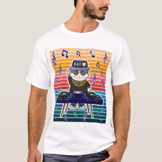 Lucky Cat Maneki Neko DJ Retro Music Art T Shirt