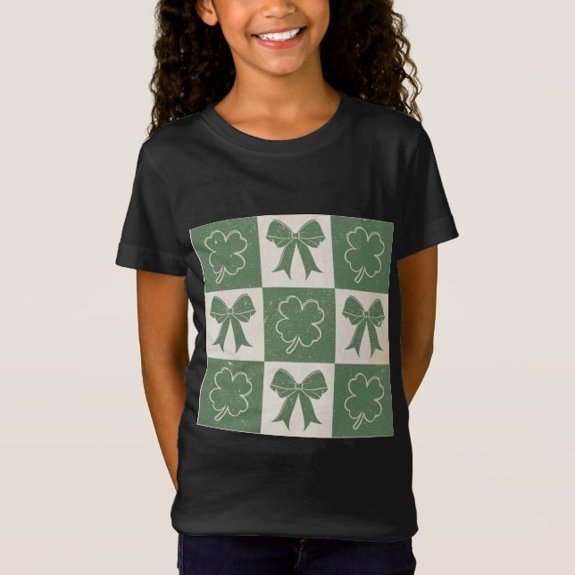 Lucky Charm-lappteknik T Shirt (Framsida)