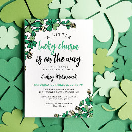 Lucky Charm på Grönten Baby Shower Inbjudningar