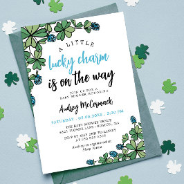 Lucky Charm på hur pojkbabyskorna ser ut Inbjudningar