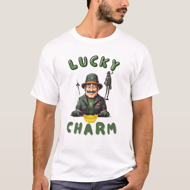 Lucky Charm T Shirt (Framsida)