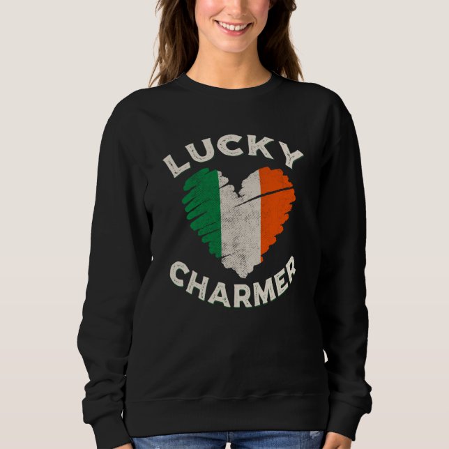 Lucky Charmer Grunge Heart Irish Flag St Patrick's T Shirt (Framsida)
