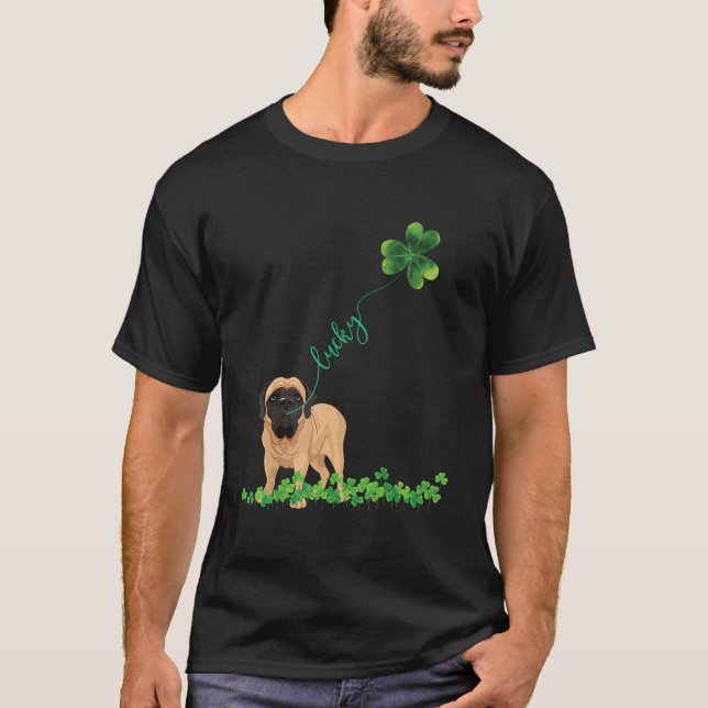 Lucky English Mastiff Hund Shamrock St Patrick Day T Shirt (Framsida)