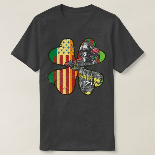 Lucky Firefighter Fyrklöver St Patricks Da T Shirt (Design framsida)