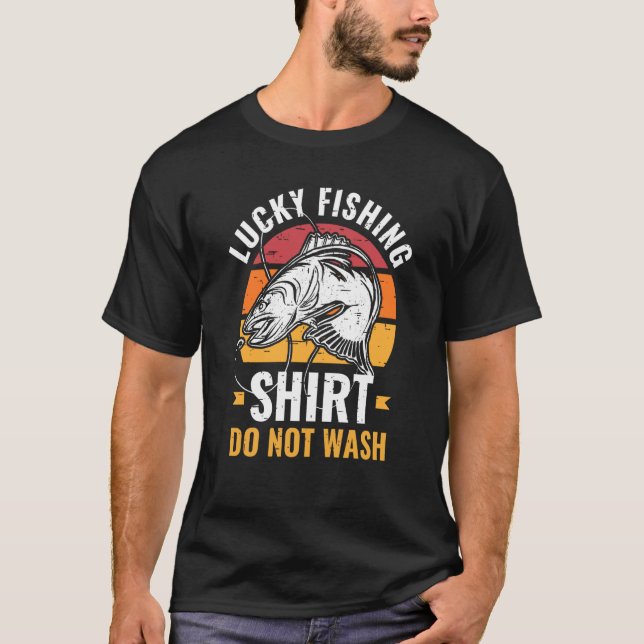 Lucky Fishing for Fish Hunter and Fisherman  20 T Shirt (Framsida)