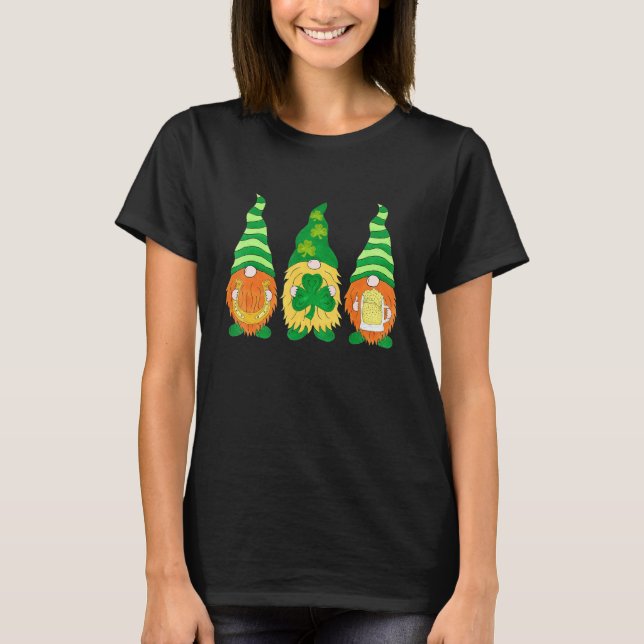 Lucky Gnome Happy St Patricks Day Family Outfit_1 T Shirt (Framsida)