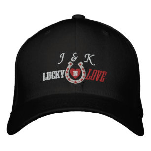 Lucky i Kärlek Horseshoe Hearts Broderad Keps