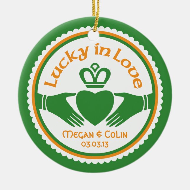 Lucky i Kärlek Irish Claddagh Bröllop-årsdagen Julgransprydnad Keramik (Framsidan)