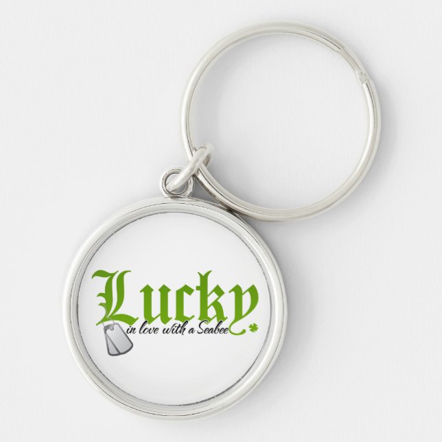 Lucky i Kärlek med en sjöbi Rund Silverfärgad Nyckelring (Framsidan)