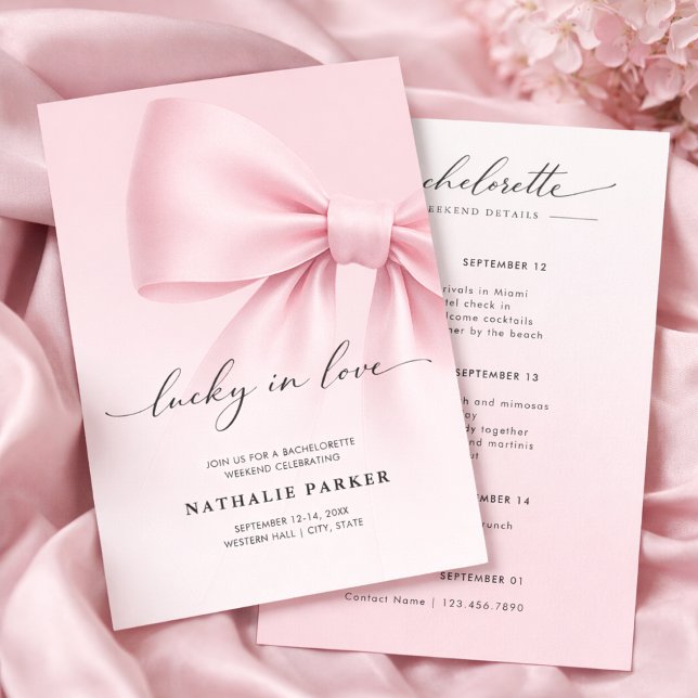 Lucky in Love Elegant Script Bachelorette Weekend  Inbjudningar (Skapare uppladdad)