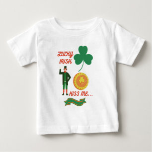 Lucky Irish Kiss Me lycklig saint patricks day T-S T Shirt