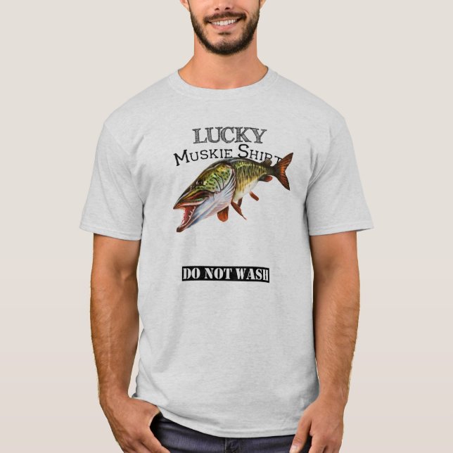 Lucky Muskie Shirt Tvättar inte T Shirt (Framsida)