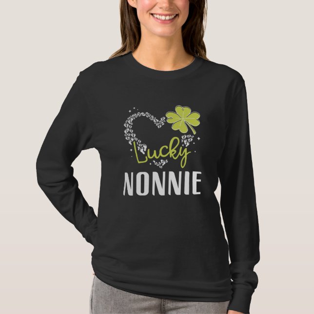 Lucky Nonnie St Patricks Day womens T Shirt (Framsida)