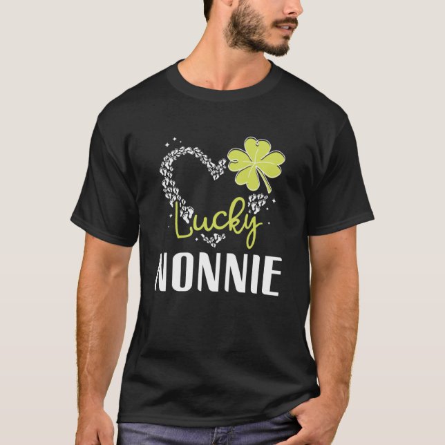 Lucky Nonnie St Patricks Day womens T Shirt (Framsida)