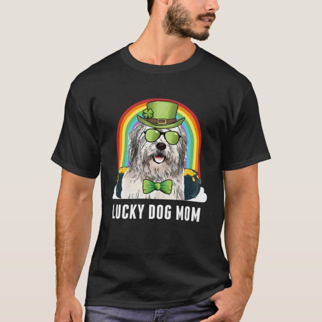 Lucky Old English Sheepdog Dog Mom St Patricks Day T Shirt (Framsida)