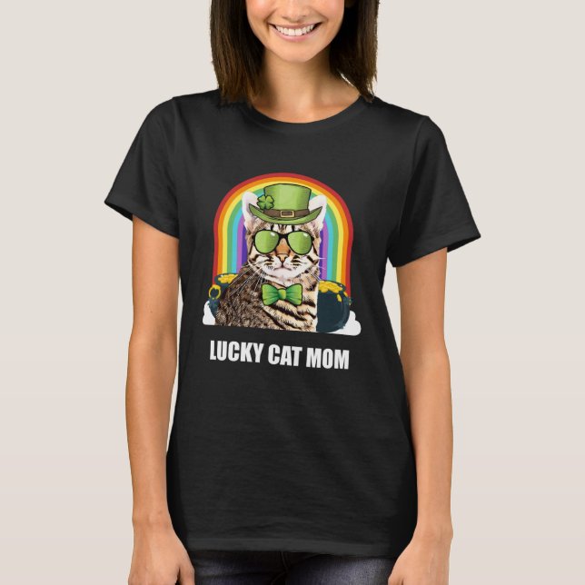 Lucky Savannah Cat Mom St Patricks Day T Shirt (Framsida)