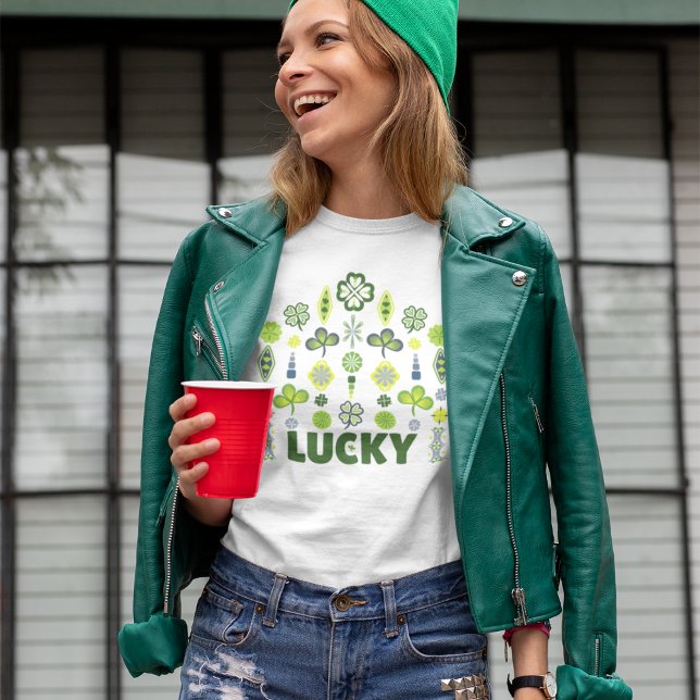 Lucky Shamrock Klöver Blommigt Minimalist T Shirt (Lucky Shamrock, Clover, and Floral Minimalist Woman's T-Shirt)