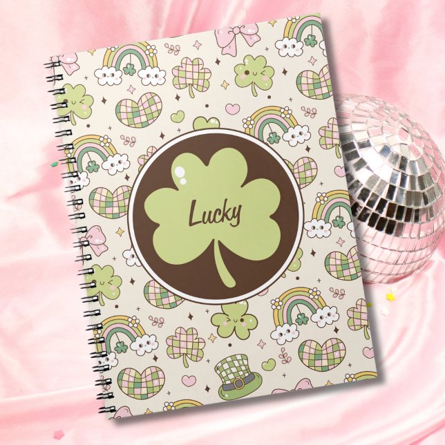 Lucky Shamrock och Rainbows St. Patrick's Day Anteckningsbok (Modern cute kawaii mixes with a '70s vibes color palette and disco theme on this custom notebook.)