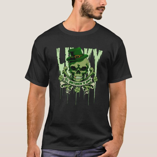 Lucky St. Patrick's Day Irish Skull 4-Löv Klöver T Shirt (Framsida)