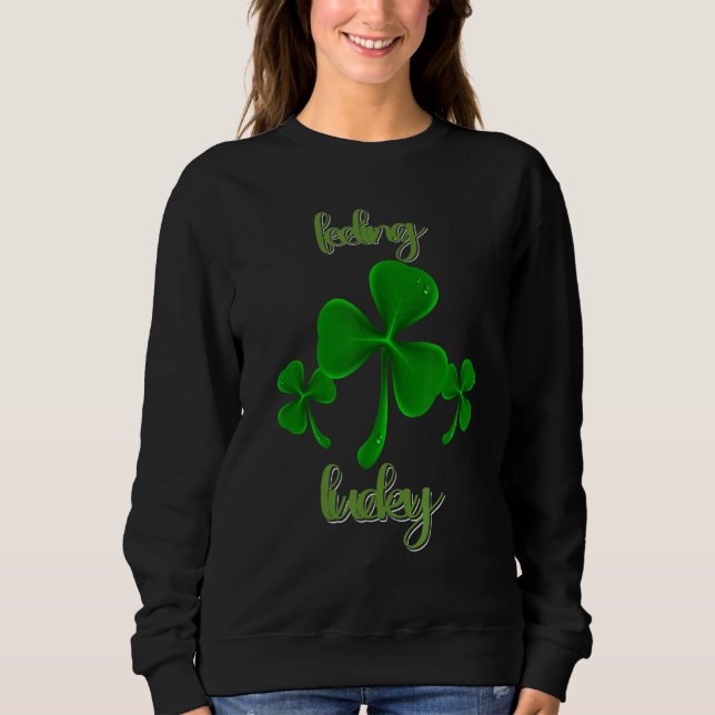 Lucky St patricks day Shamrock Gnome T Shirt (Framsida)