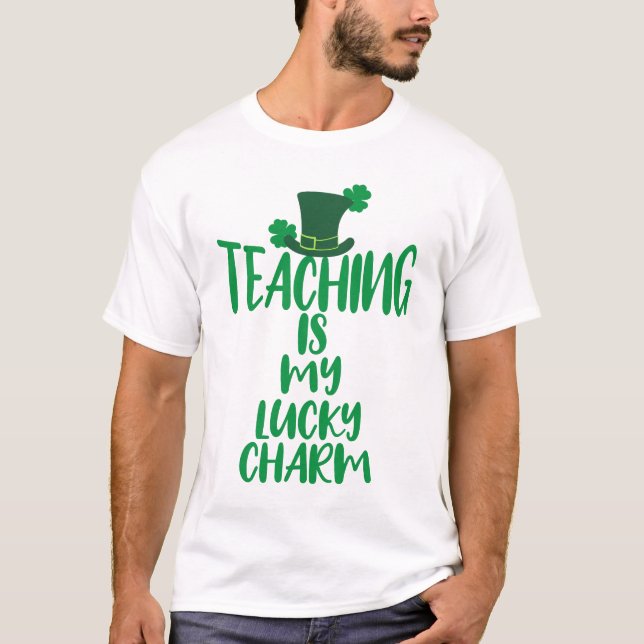Lucky Teacher Vibes St. Patrick Day Edition T Shirt (Framsida)