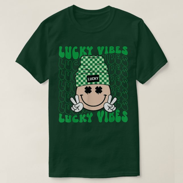 Lucky Vibes Hippie Groovy St patricks day Shamrock T Shirt (Design framsida)