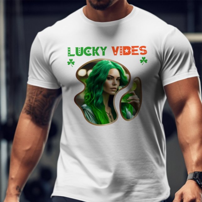 Lucky Vibes - Irish Traditions T Shirt (Skapare uppladdad)