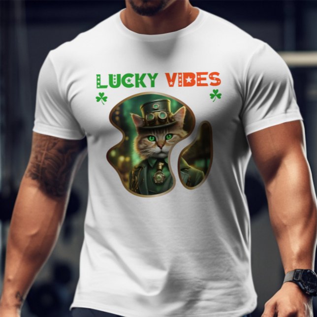 Lucky Vibes - Klöver Bäck Carnival T Shirt (Skapare uppladdad)