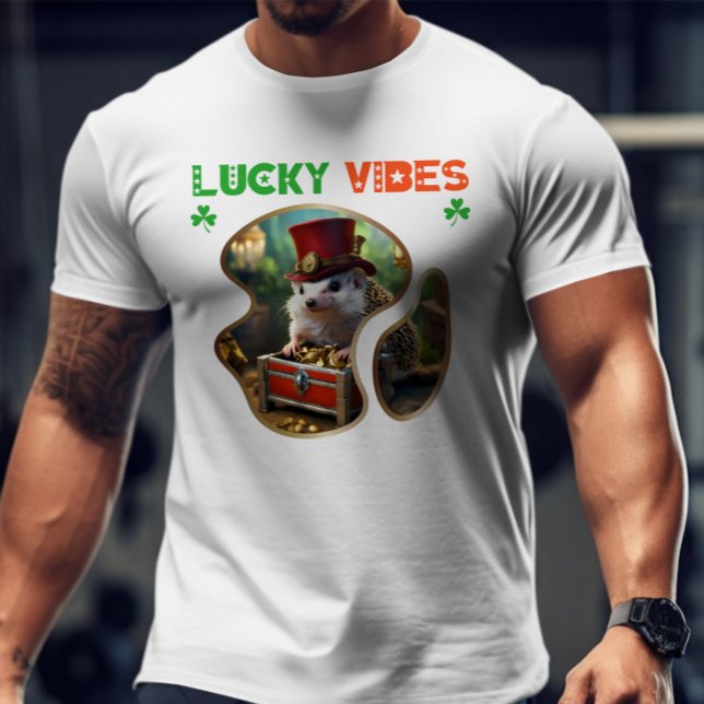 Lucky Vibes - Leprechauns Skavenger Hunt T Shirt (Skapare uppladdad)