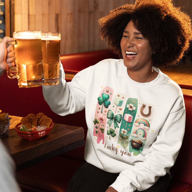 Lucky You Personlig Grönt and Rosa Women's T Shirt (Lucky You Personalized Green and Pink Women’s Sweatshirt)