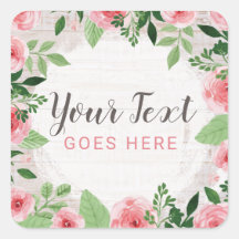 Luderchic rosa rosor på rustikt lantligt uthusvirk