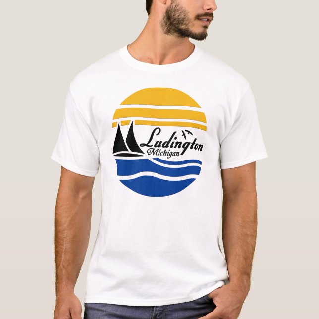 Ludington Michigan 2 T Shirt (Framsida)