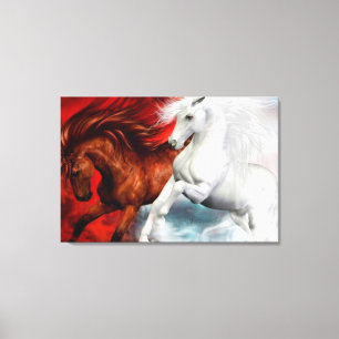 luft och eldhästar som är täckta med canvas