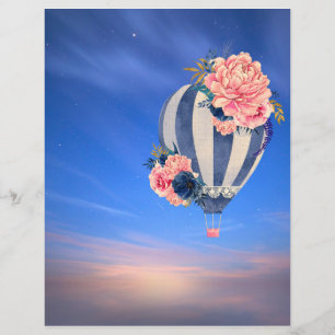 Luftballongens blommigt på blå himmel romantik