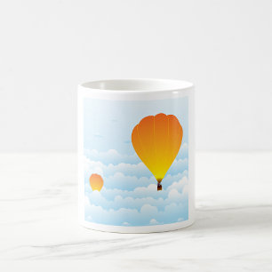 Luftballonger i moln kaffemugg