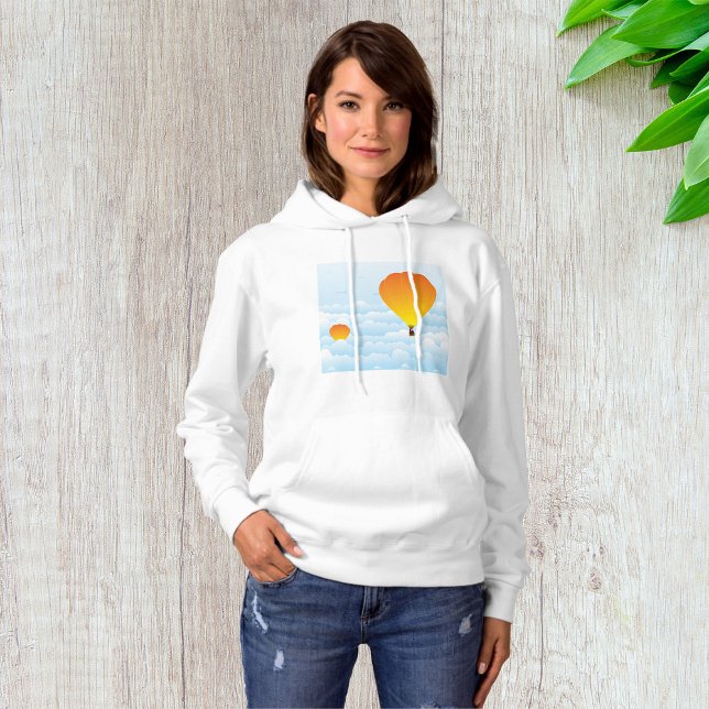 Luftballonger i moln t shirt (Skapare uppladdad)