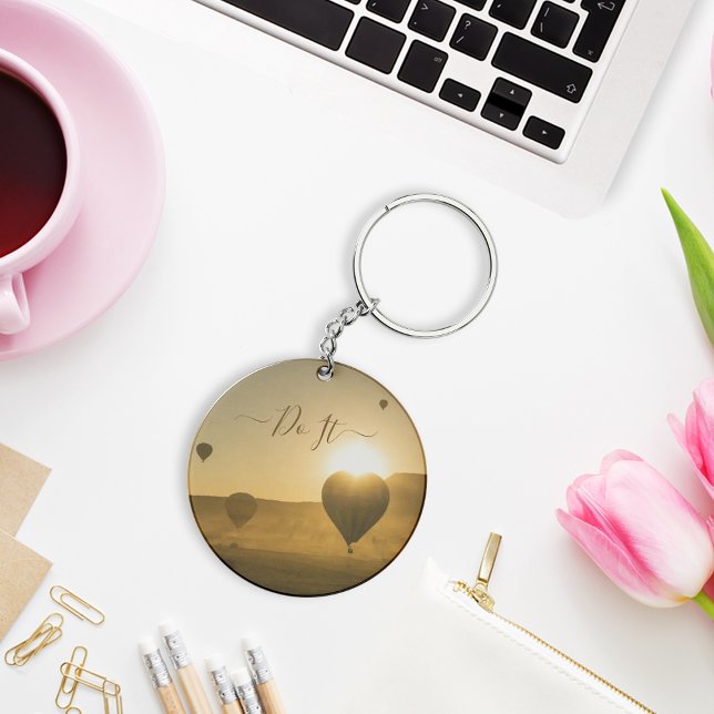 Luftballonger i nyckelkedjan himlar nyckelring (Hot air balloons in the sky keychain)