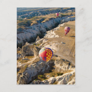 Luftballonger över Cappadocia-vykort Vykort