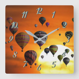 Luftballonger under flygning fyrkantig klocka