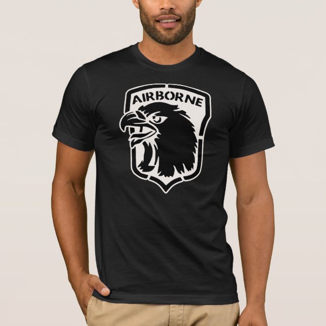 Luftburet ört © FB @ #USAPatriotGraphics T Shirt (Framsida)