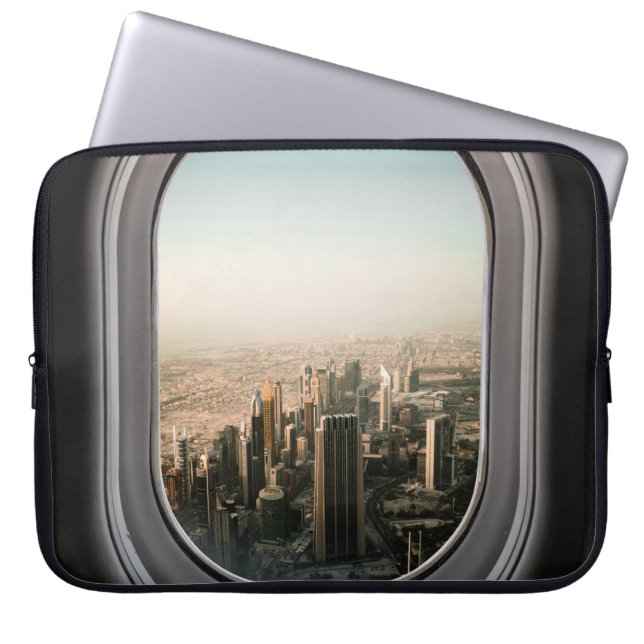 LUFTPLANS WINDOW VY OF CITY UNDER DAYTIME LAPTOP FODRAL (Framsidan)