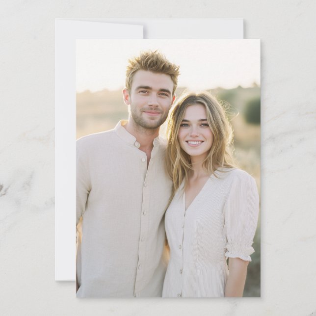 Lugn Beige Livsstilsfoto Inbjudningar (Framsida)