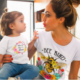 Lugn Min Mamma Är En Sjuksköterska Blommig Stetosk T Shirt