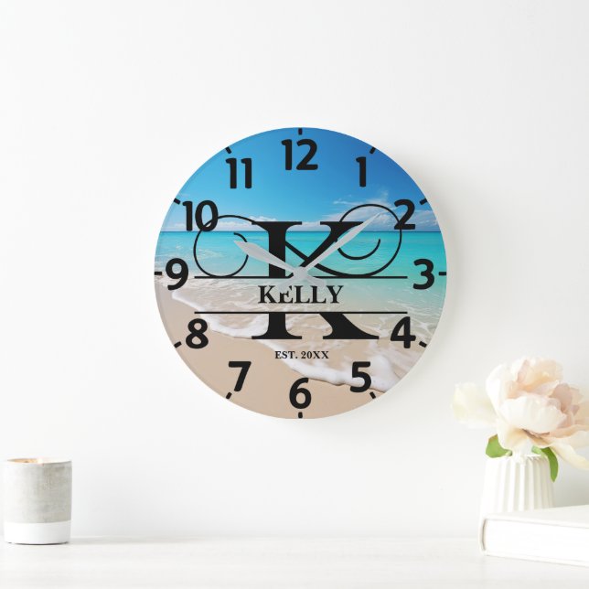 Lugn Ocean Beach K Monogramm Stor Klocka (Hem)