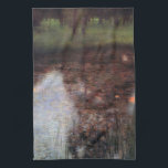 Lugn Pond på Kammer Castle Grounds, Gustav Klimt Kökshandduk<br><div class="desc">Gustav Klimt (14 juli, 1862 - 6 februari 1918) var en österrikisk symbolmålare och en av de mest framstående medlemmarna i Wien Secession-rörelsen. Klimt noteras för målningar, murar, skisser och andra föremål d'art. Förutom hans verk, som innefattar anklagelser och porträtt, målade han upp landskap. Klimt var bland konstnärer från Wienutträdet...</div>