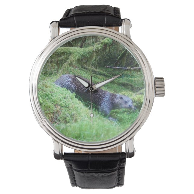 Lugn Vilda Djur Flodbank Utter Ur Fredlig Armbandsur (Framsida)