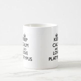 Lugna behålla och kärleknäbbdjur kaffemugg