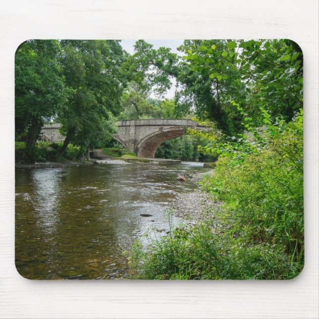 Lugnflod Elwy & Bridge St. Asaph Musmatta (Framsidan)