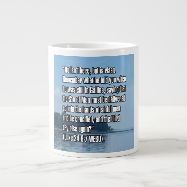 Lukas 24:6-7 WEBU Mug Jumbo Mugg (Framsidan)